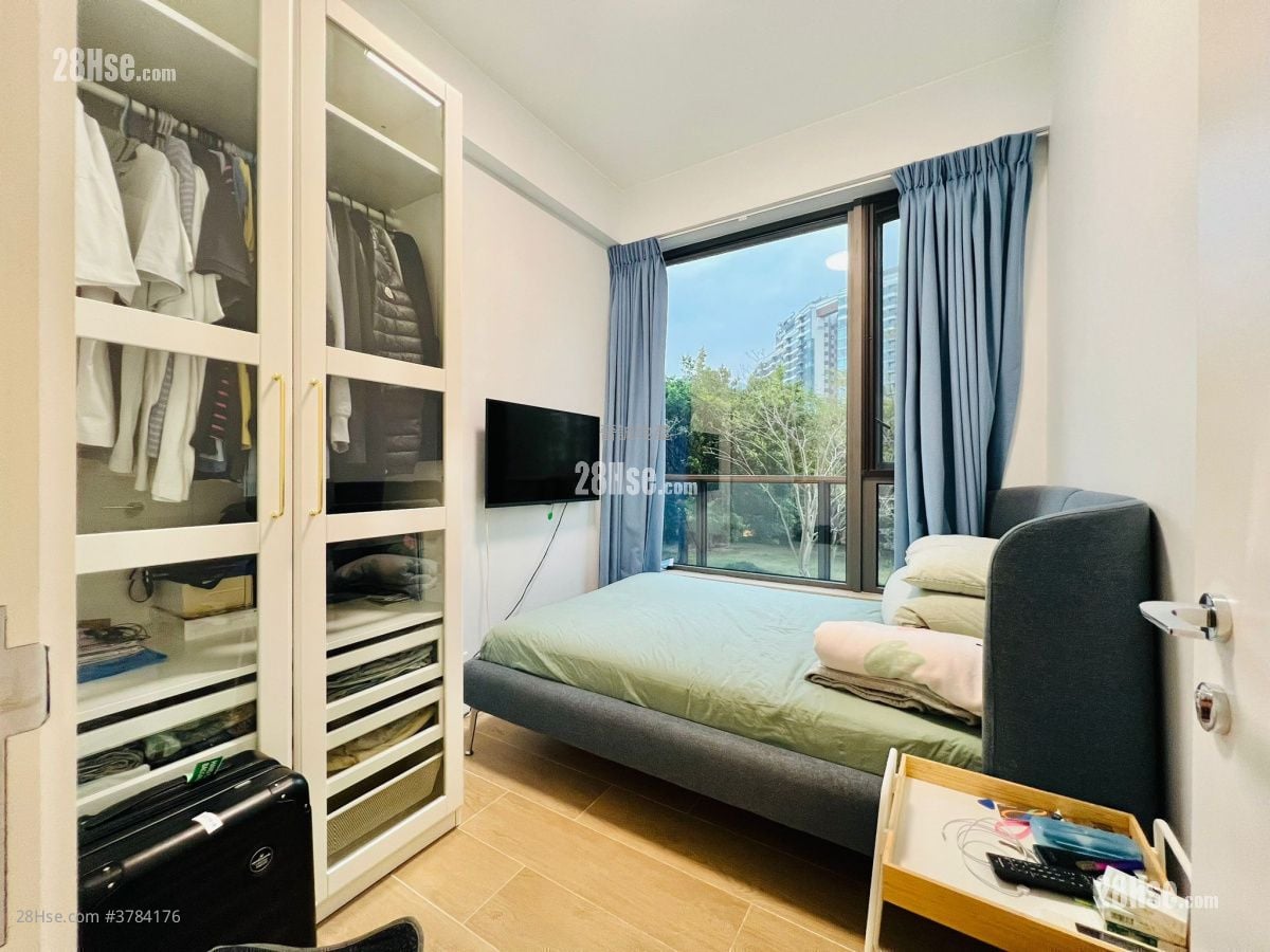 OMA OMA 售盘 4 房 , 3 浴室 1,019 平方尺