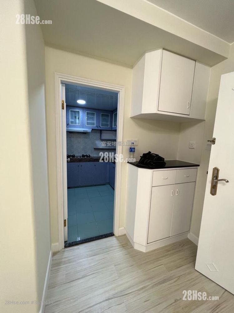 曉麗苑 售盤 3 房 , 1 浴室 604 平方呎