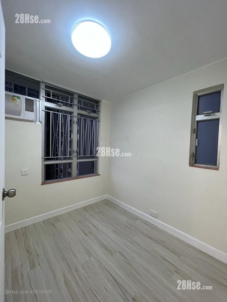 曉麗苑 售盤 3 房 , 1 浴室 604 平方呎