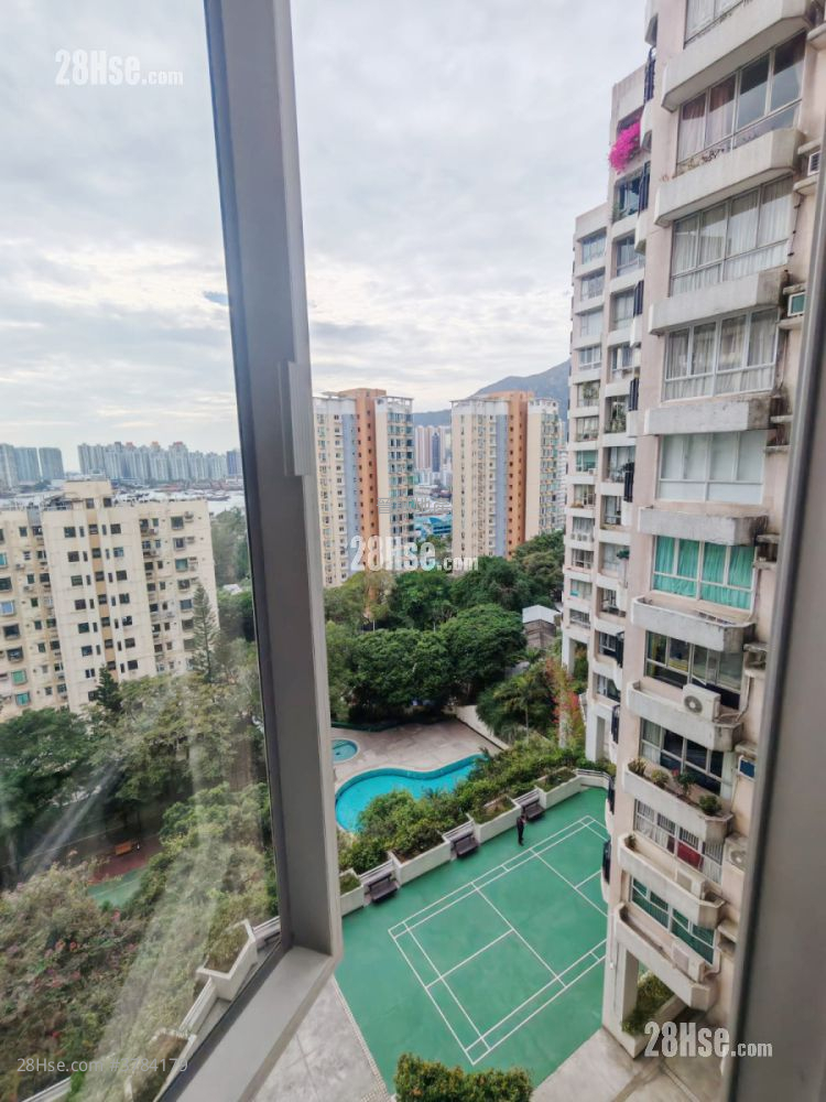 Dragon Inn Court Sell 3 Bedrooms , 2 Bathrooms 692 ft²