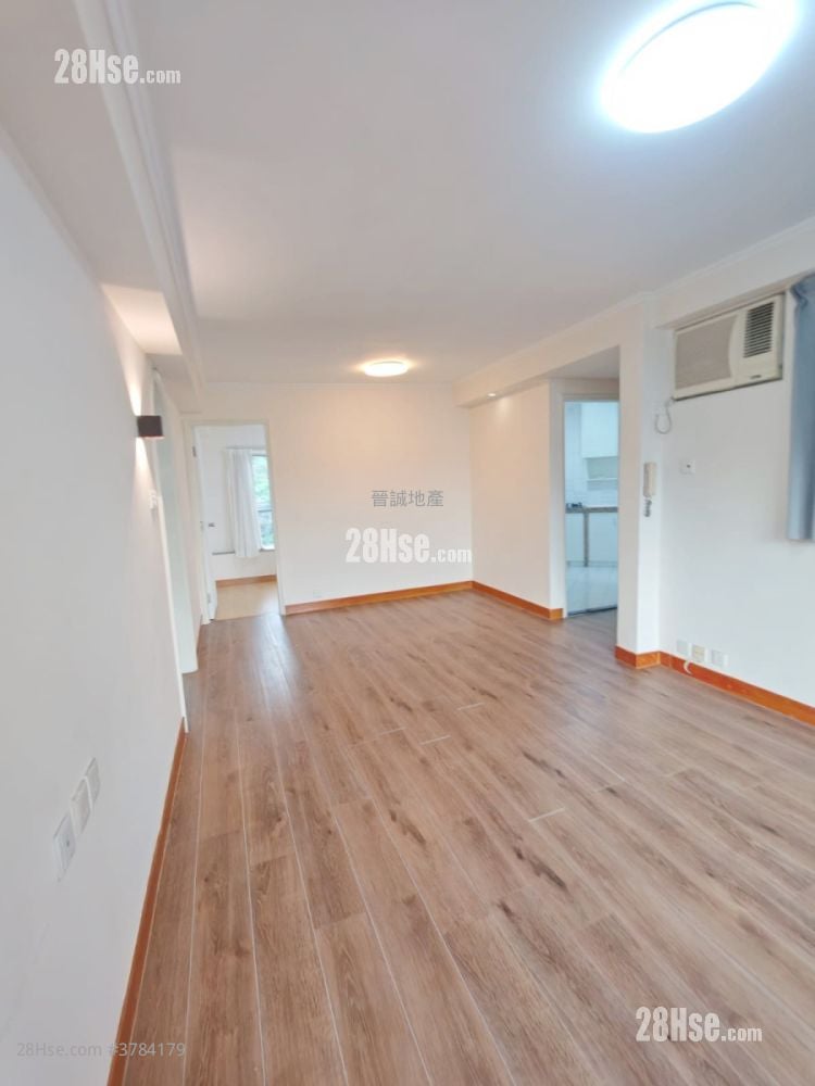 Dragon Inn Court Sell 3 Bedrooms , 2 Bathrooms 692 ft²