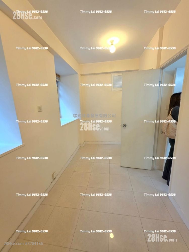 顺辉大厦 售盘 1 房 , 1 浴室 276 平方尺