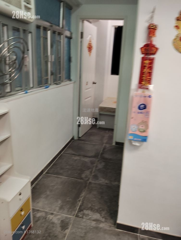 永隆大厦 租盘 2 房 , 1 浴室 220 平方尺