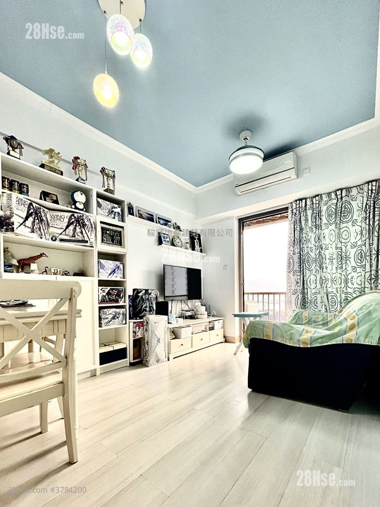 The Prominence Sell 1 Bedroom , 1 Bathroom 335 ft²