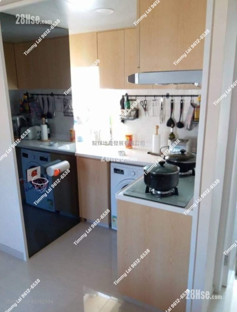 Mongkok Building Sell 2 Bedrooms , 1 Bathroom 454 ft²