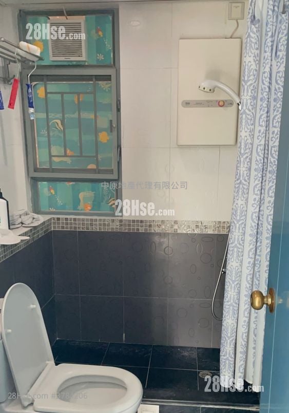 东堤湾畔 售盘 2 房 590 平方尺