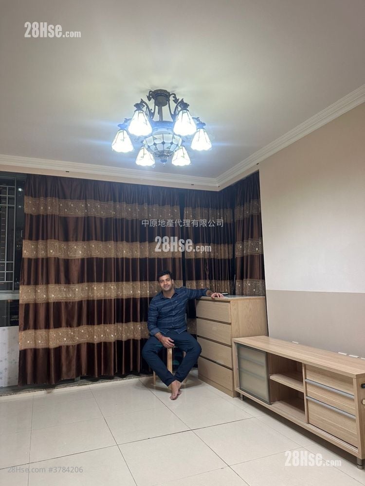 东堤湾畔 售盘 2 房 590 平方尺