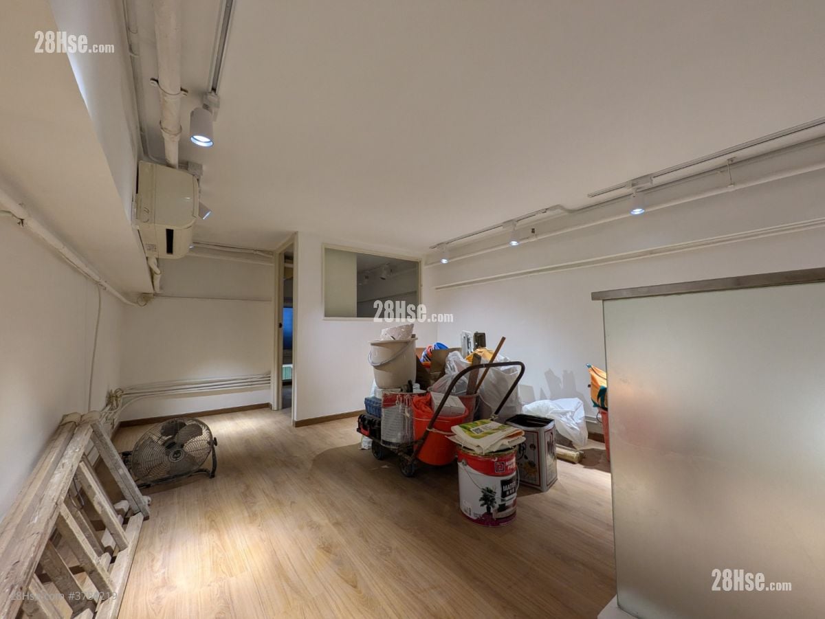 华宝中心 租盘 1 房 , 1 厕所