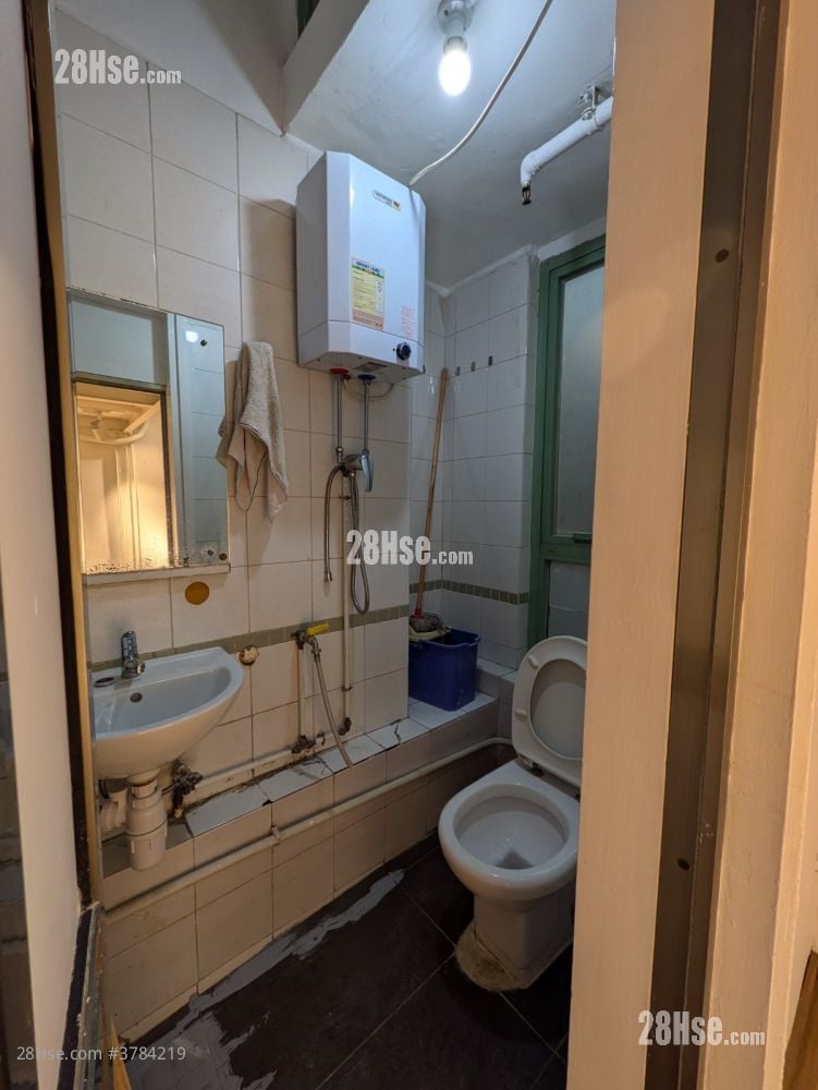 华宝中心 租盘 1 房 , 1 厕所