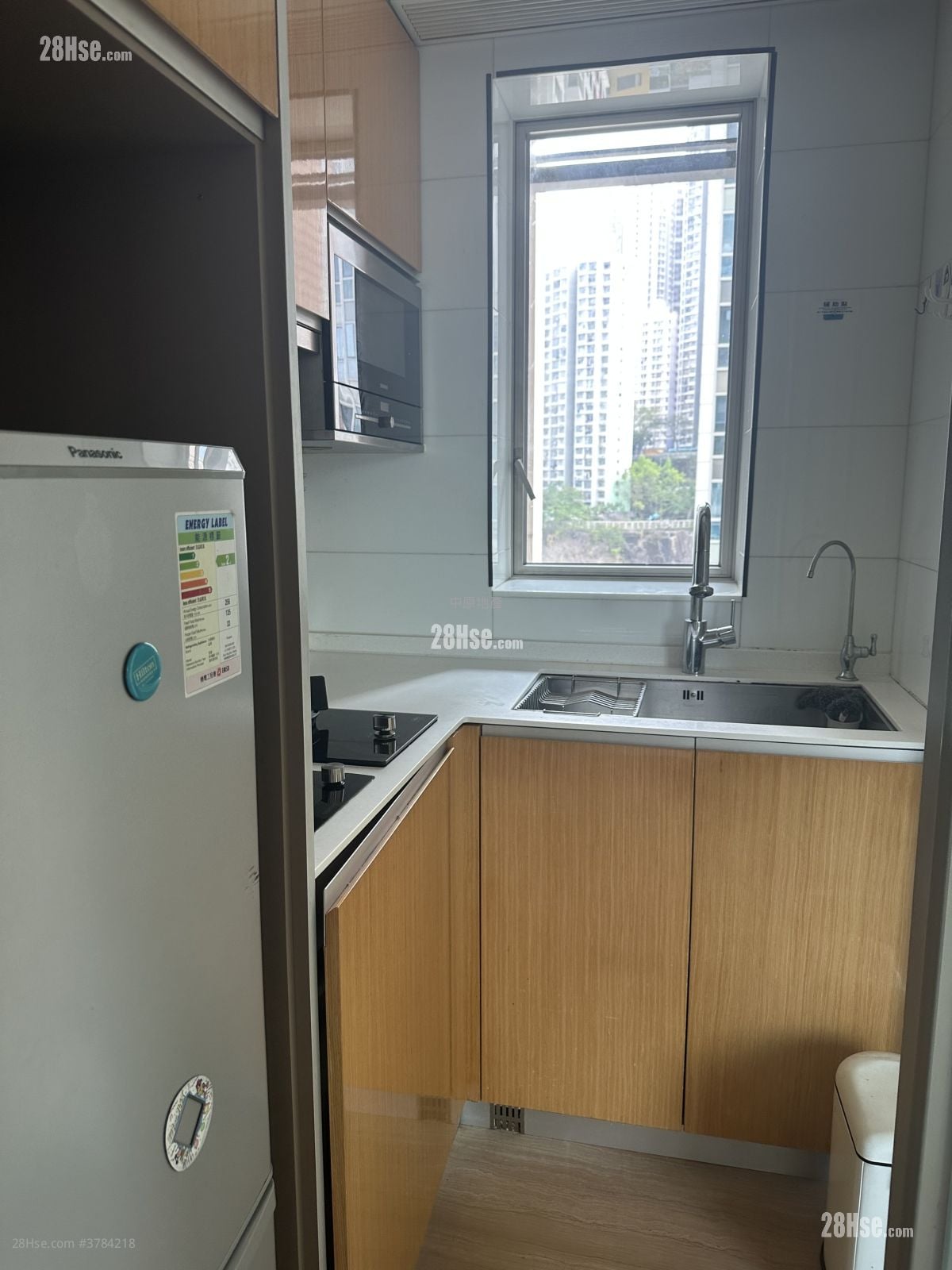 Iuniq Grand Rental 2 Bedrooms , 1 Bathroom 490 ft²