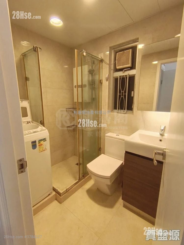 新都城 售盘 3 房 , 2 浴室 701 平方尺