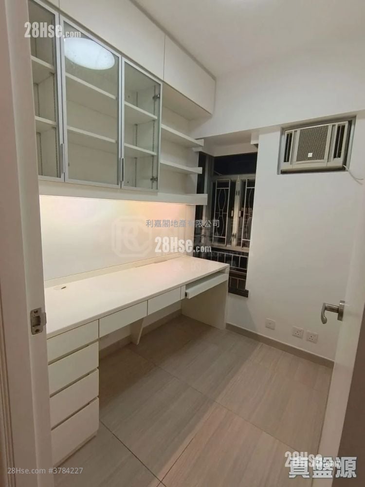 新都城 售盘 3 房 , 2 浴室 701 平方尺