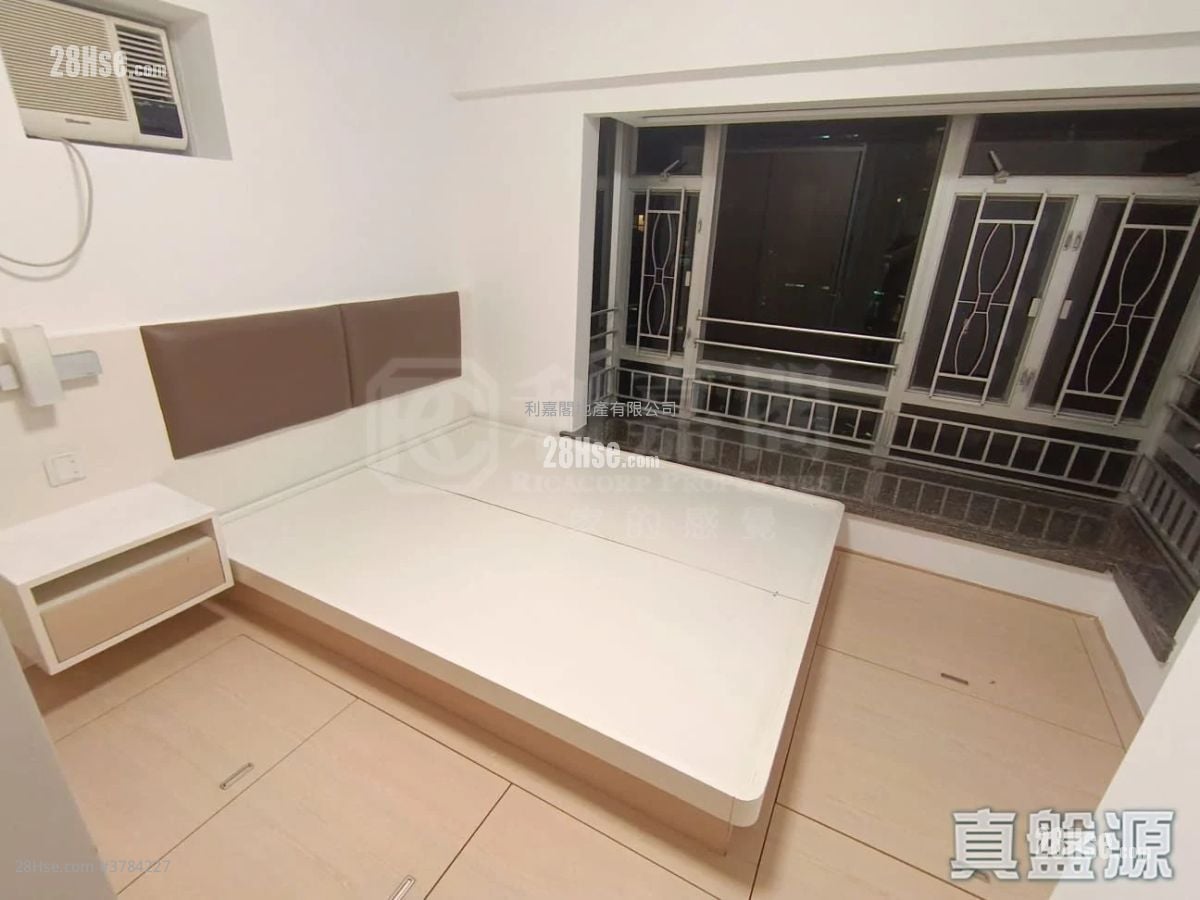 新都城 售盘 3 房 , 2 浴室 701 平方尺