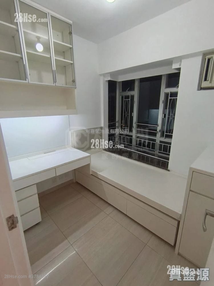 新都城 售盘 3 房 , 2 浴室 701 平方尺