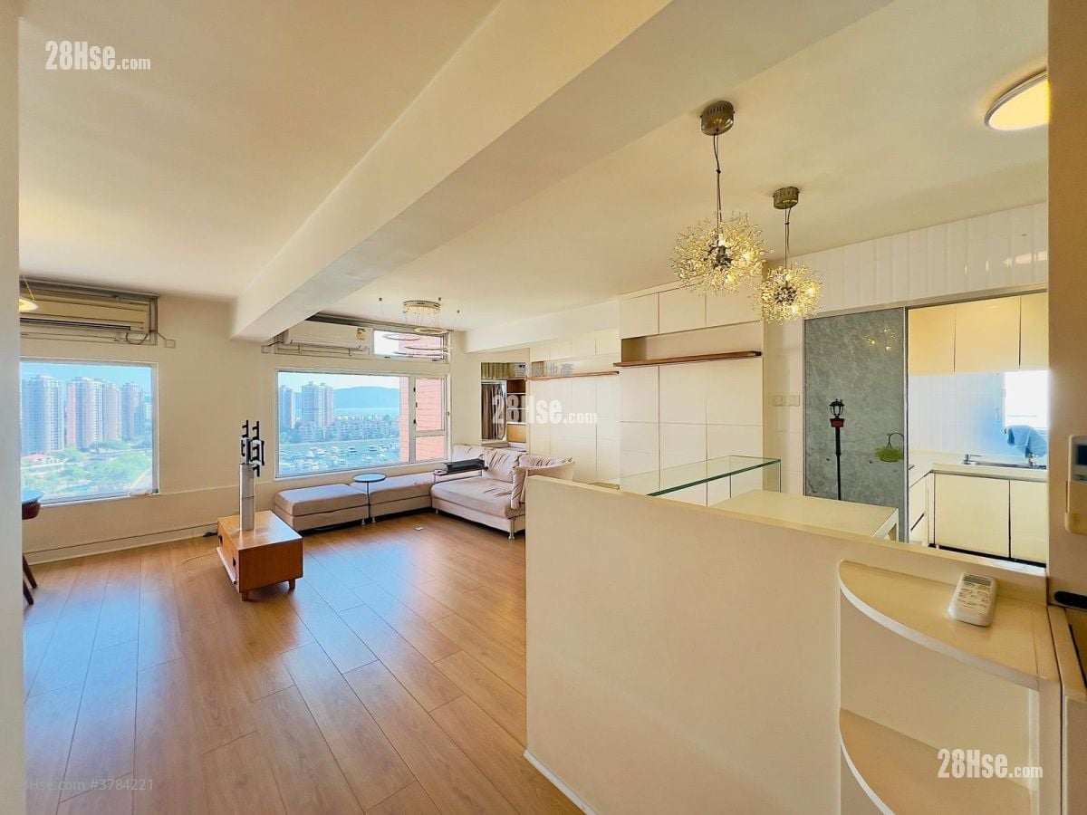 Hong Kong Gold Coast Rental 1,052 ft²