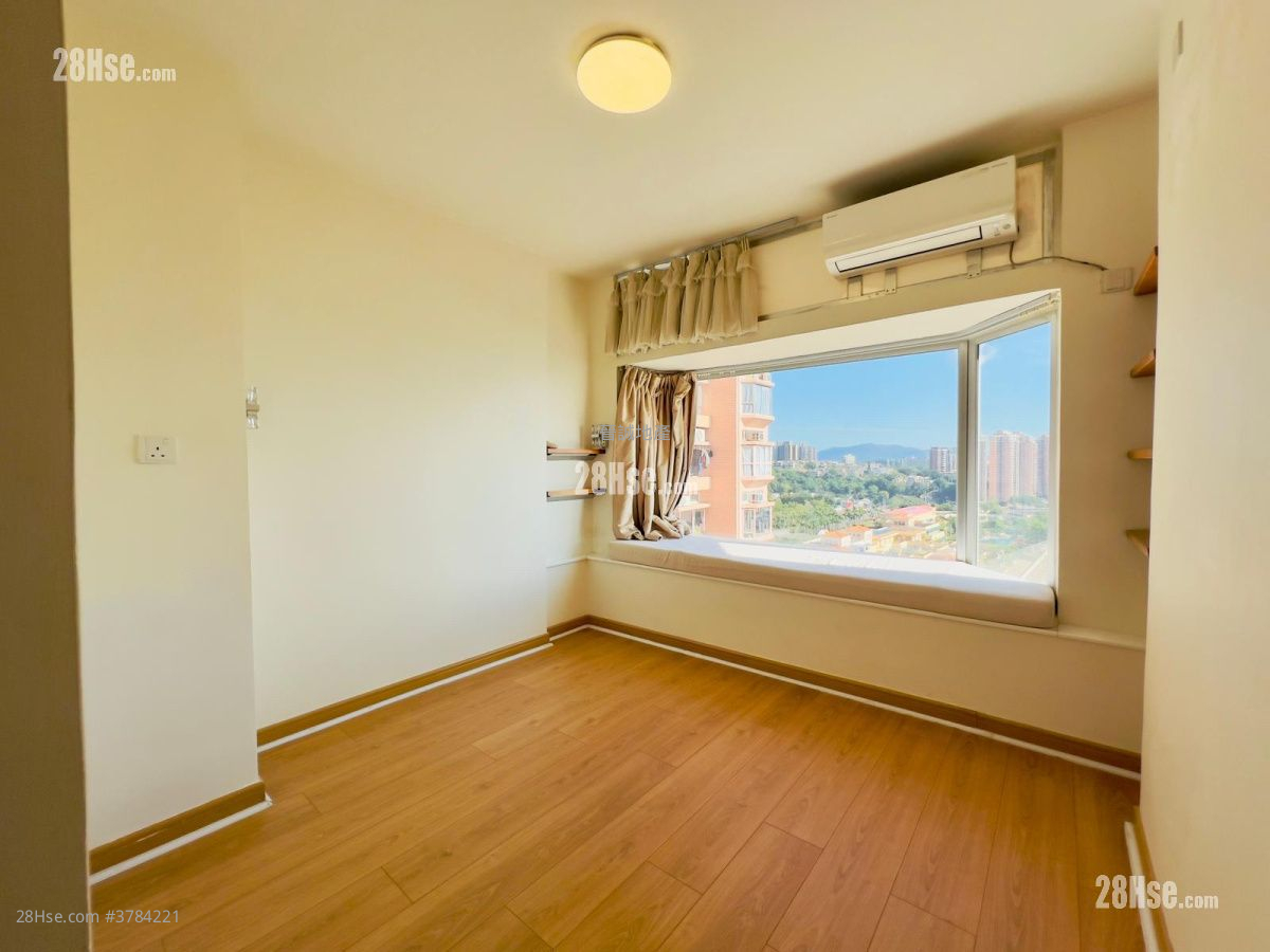 Hong Kong Gold Coast Rental 1,052 ft²