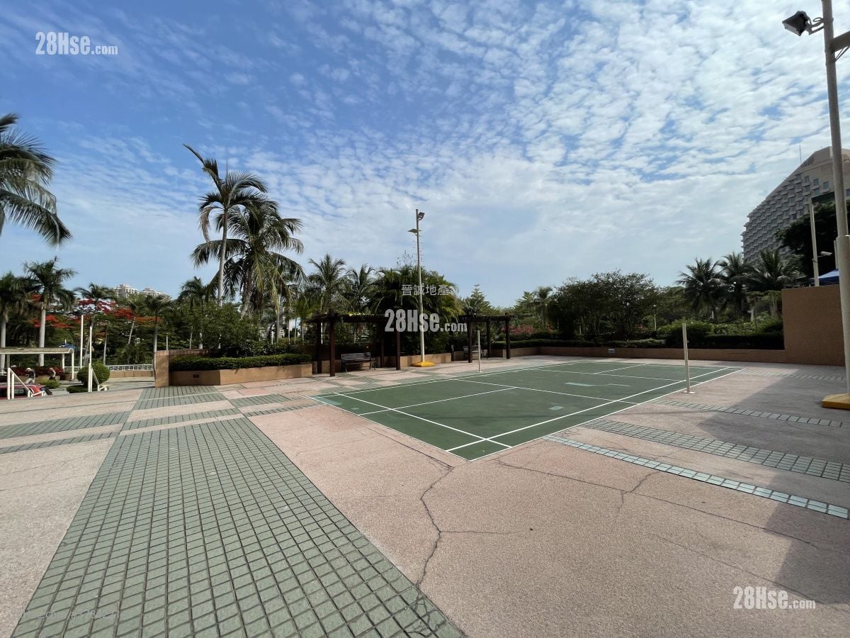 Hong Kong Gold Coast Rental 1,052 ft²