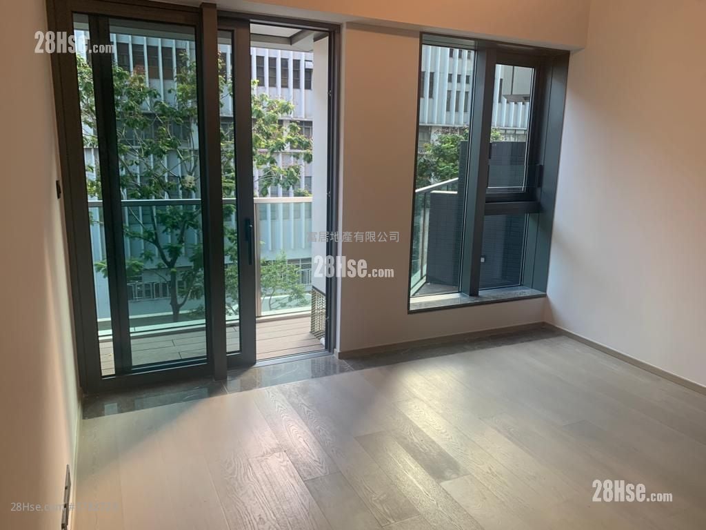 Phase 1B Of The Campton Sell Studio , 1 Bathroom 251 ft²