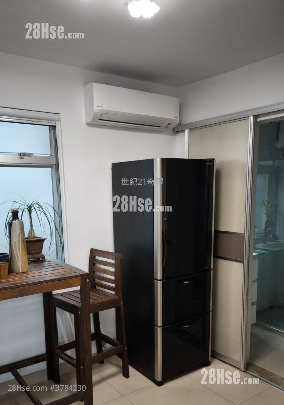 村屋 售盘 3 房 , 2 浴室