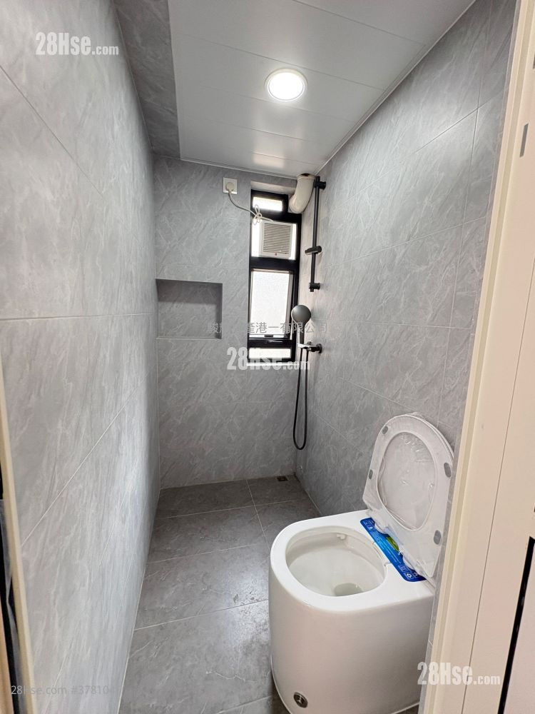 Yu Hing Building Rental 1 Bedroom , 1 Bathroom 140 ft²
