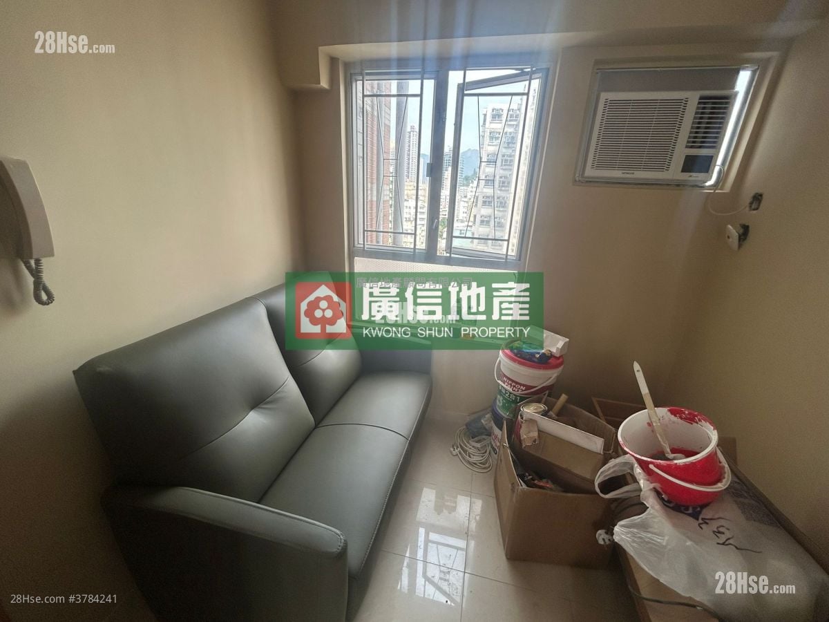 Konwall Court Sell 1 Bedroom , 1 Bathroom 191 ft²