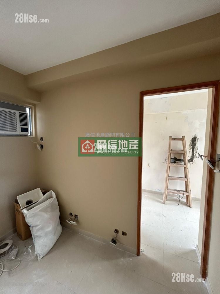 Konwall Court Sell 1 Bedroom , 1 Bathroom 191 ft²