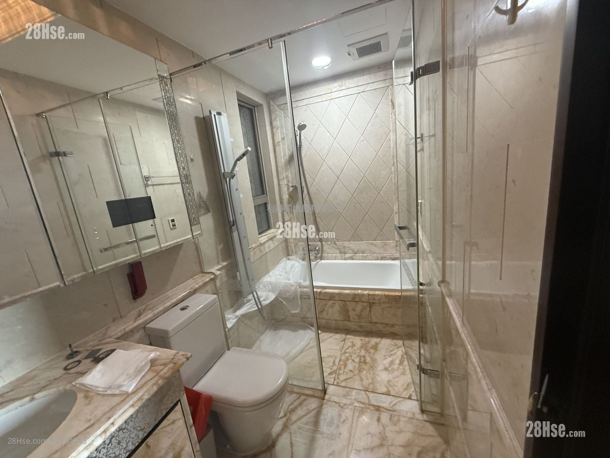 The Hermitage Rental 3 Bedrooms , 2 Bathrooms 759 ft²