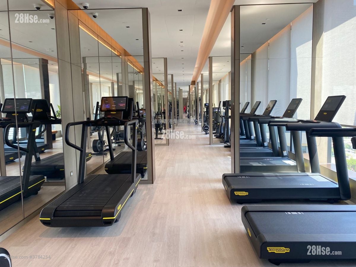 Uptown East Rental 2 Bedrooms , 1 Bathroom 475 ft²