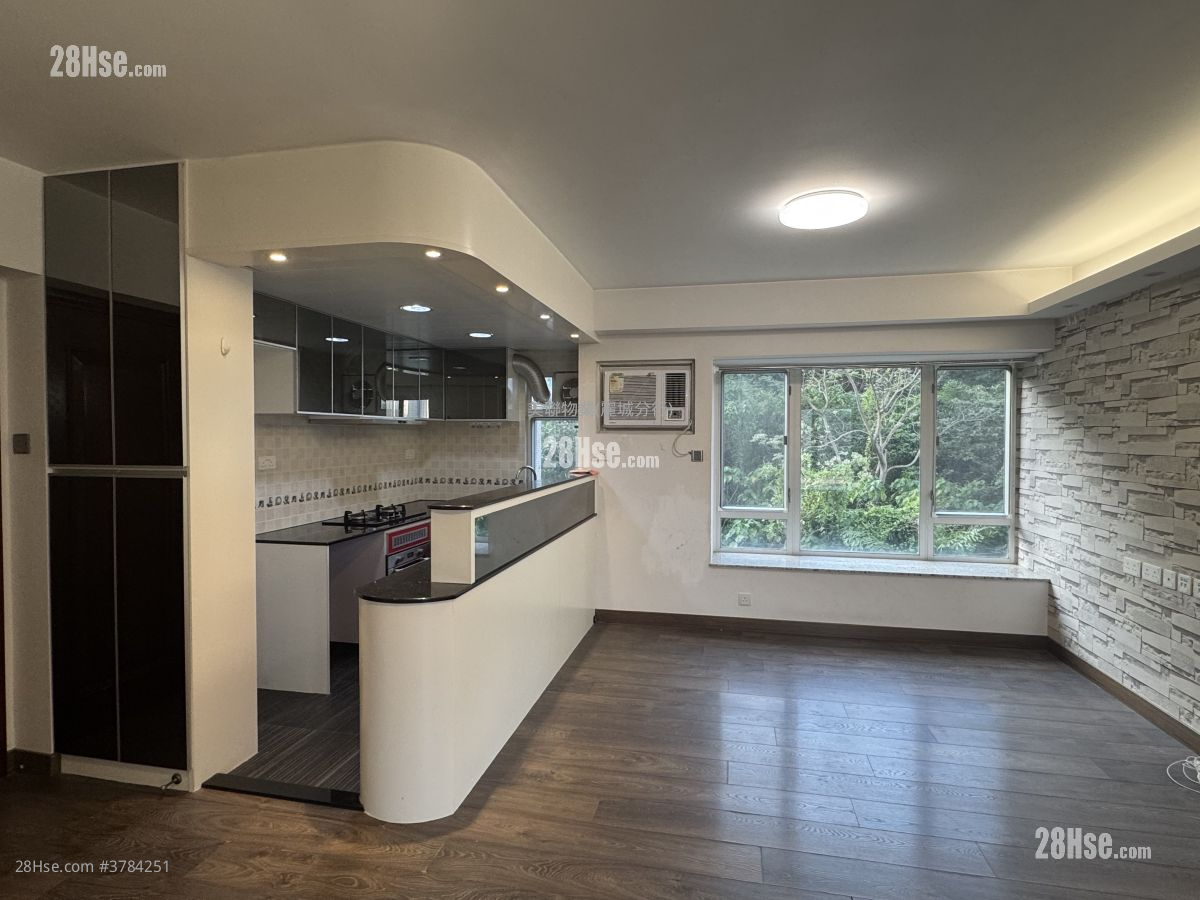 翠景台 售盘 3 房 704 平方尺