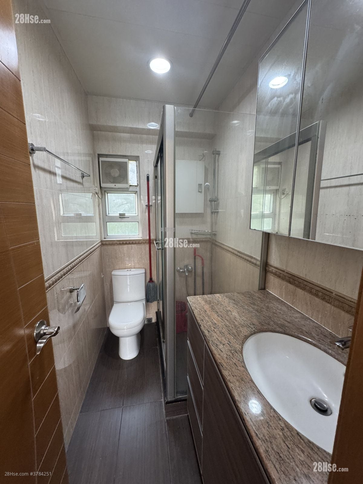 翠景台 售盘 3 房 704 平方尺