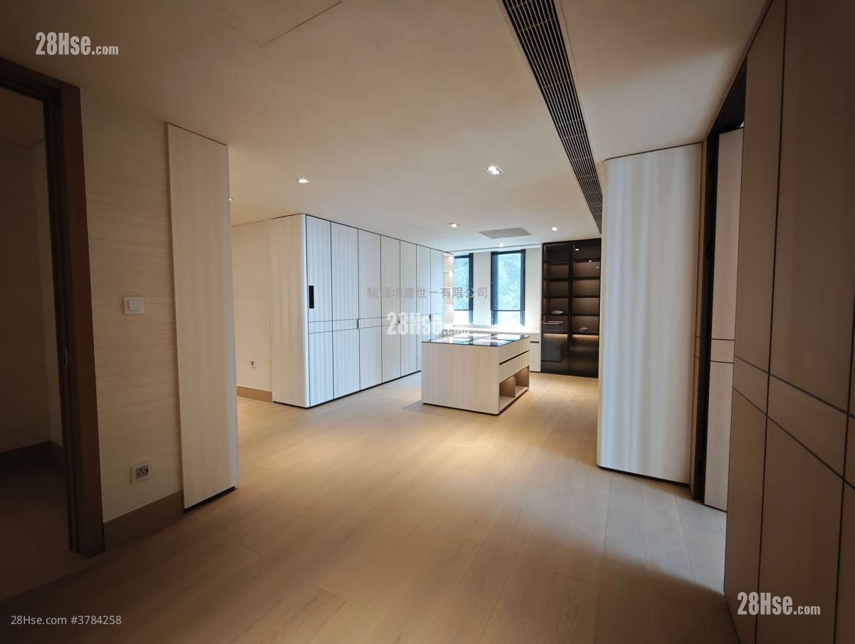 Mount Nicholson 售盘 4 房 , 4 浴室 4,596 平方尺