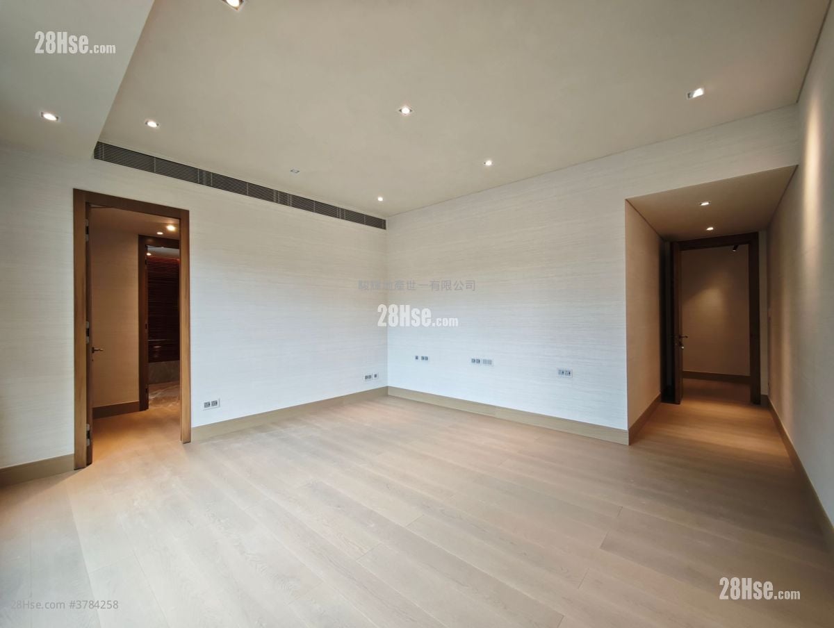 Mount Nicholson 售盘 4 房 , 4 浴室 4,596 平方尺