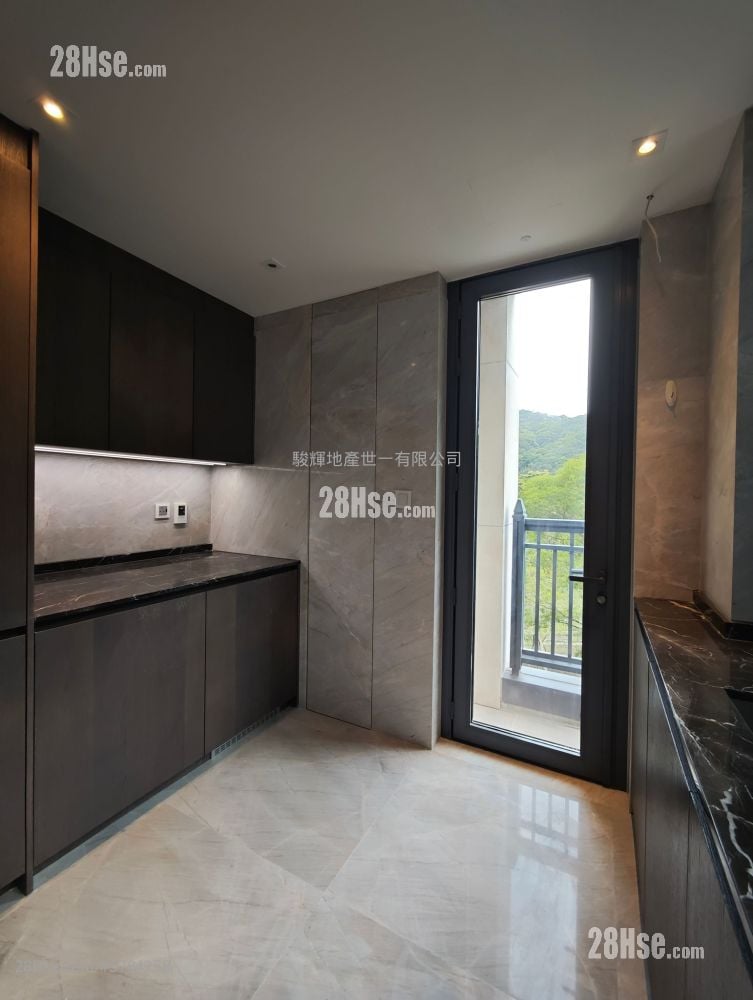 Mount Nicholson 售盘 4 房 , 4 浴室 4,596 平方尺