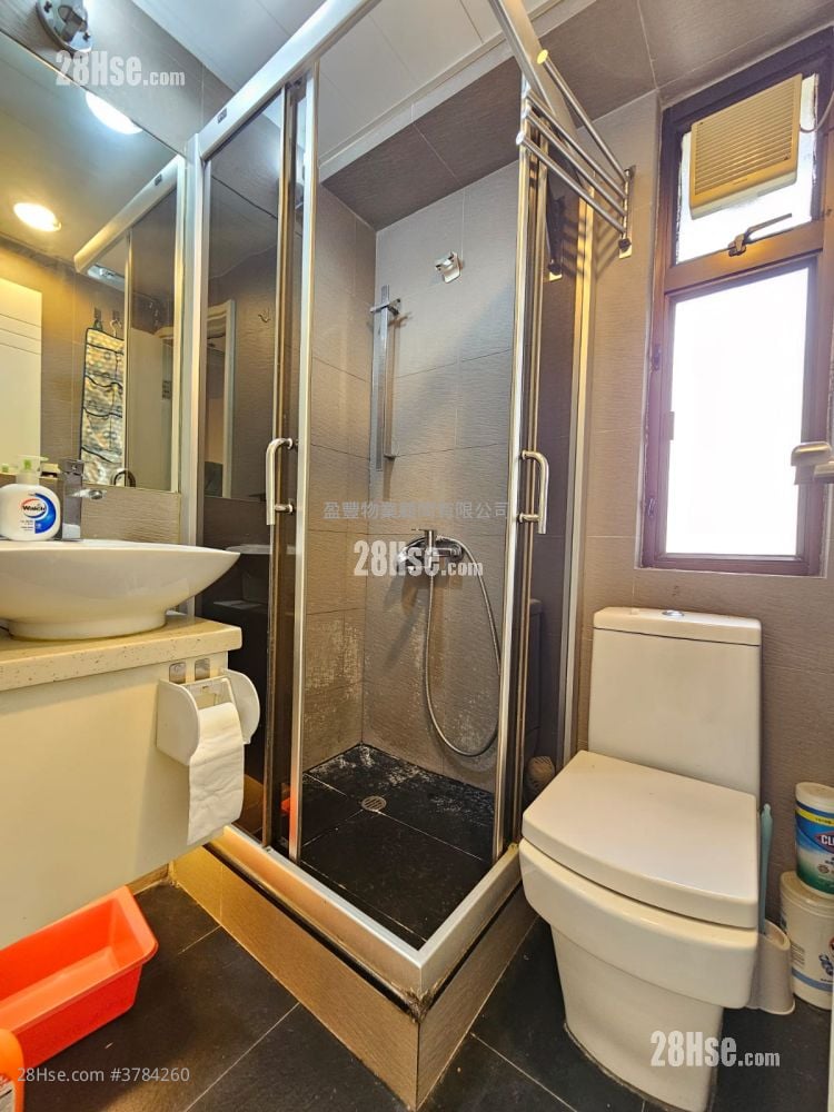 Hang Shun Mansion Rental 2 Bedrooms , 1 Bathroom 328 ft²