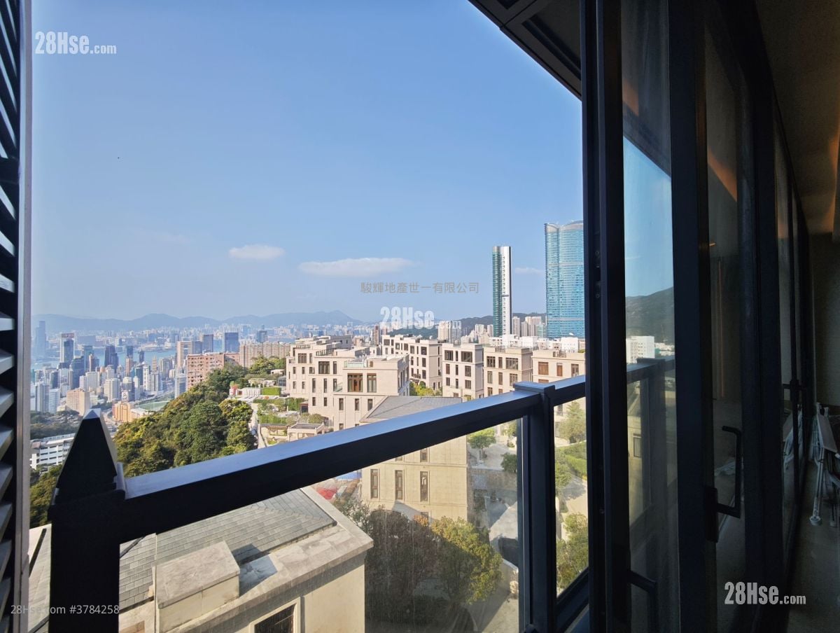 Mount Nicholson 售盘 4 房 , 4 浴室 4,596 平方尺