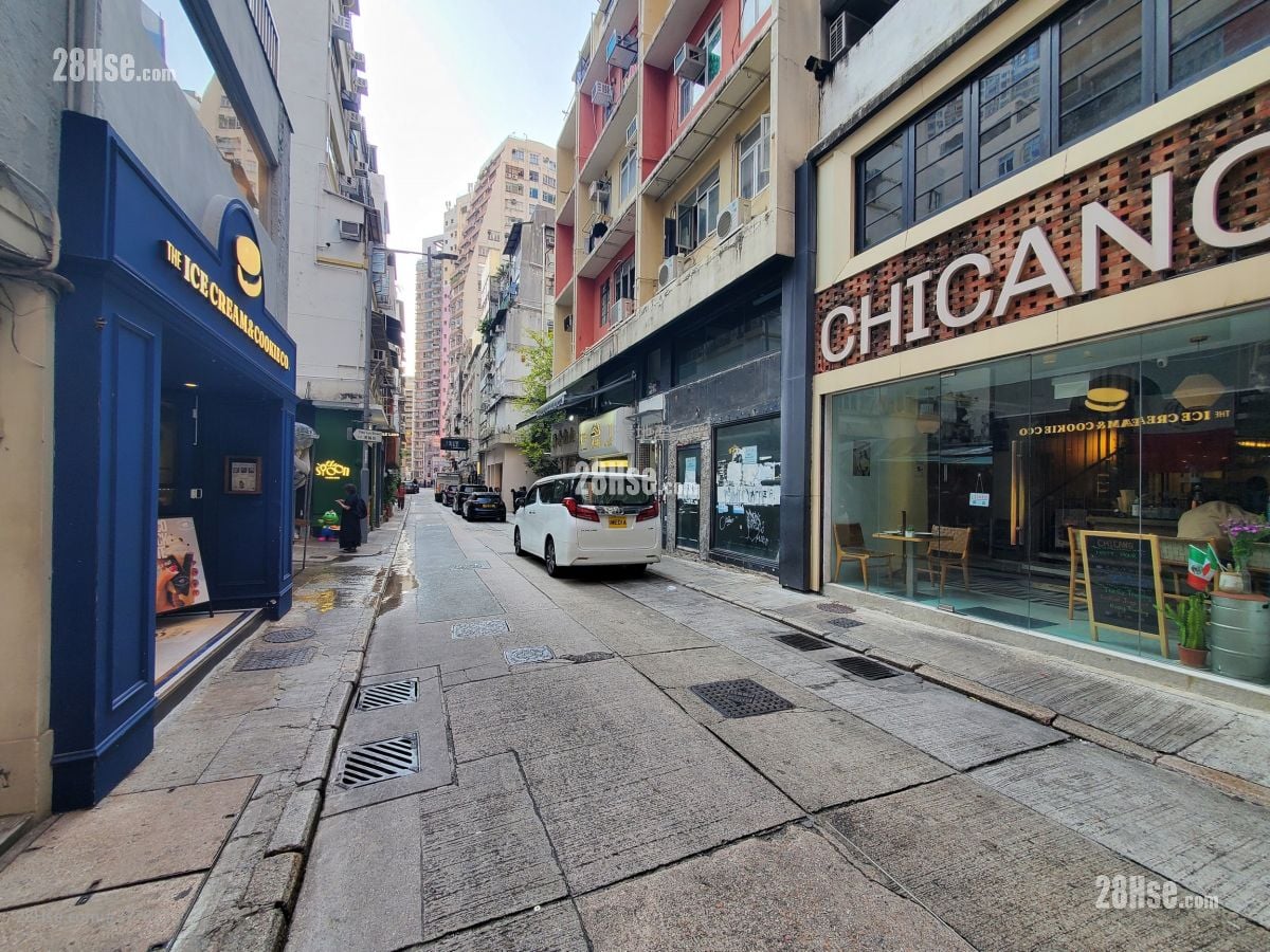 18 Gough Street Rental 1 Bedroom , 1 Bathroom 378 ft²