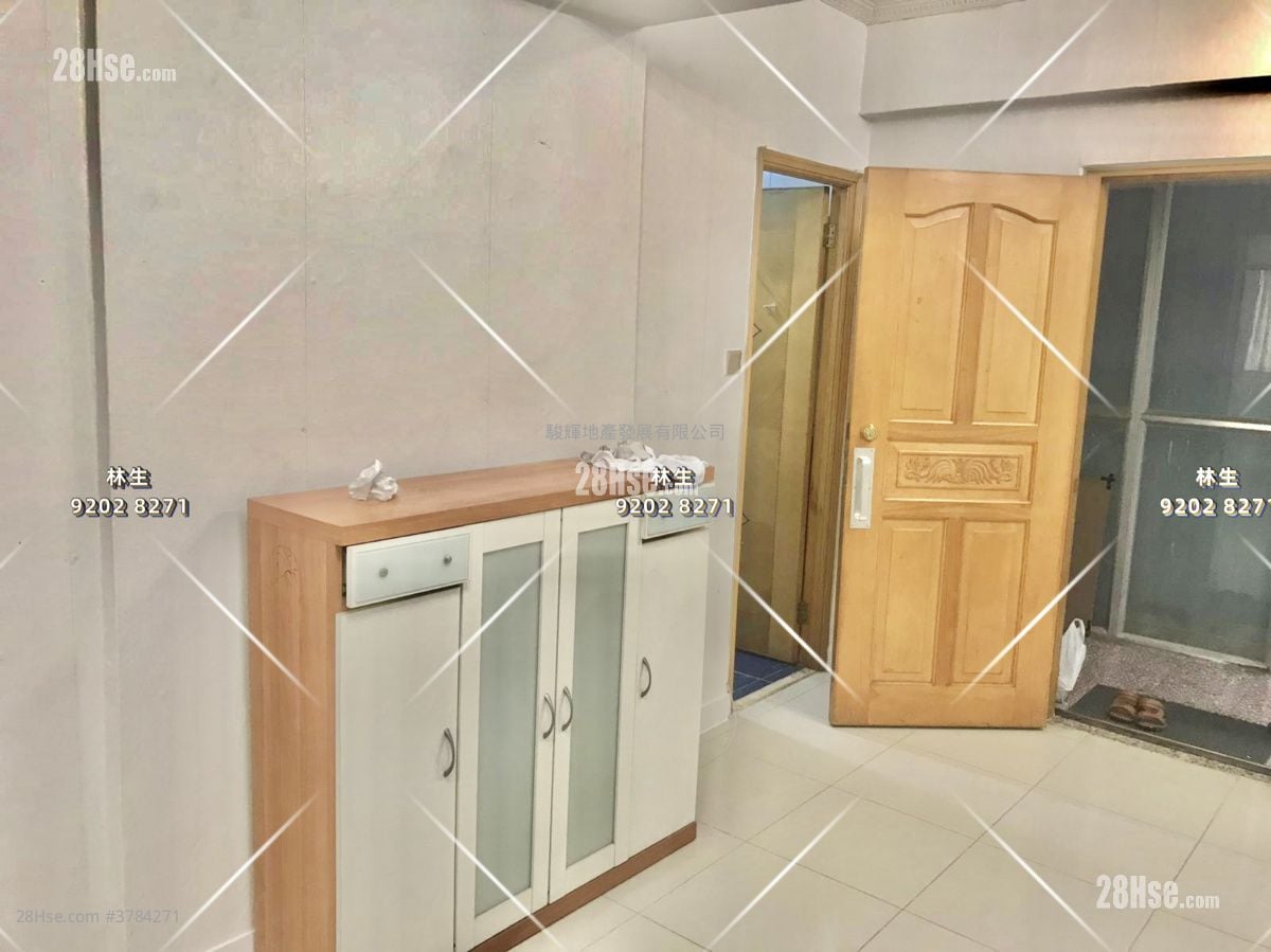 South Sea Apartments Sell 3 Bedrooms , 2 Bathrooms 504 ft²