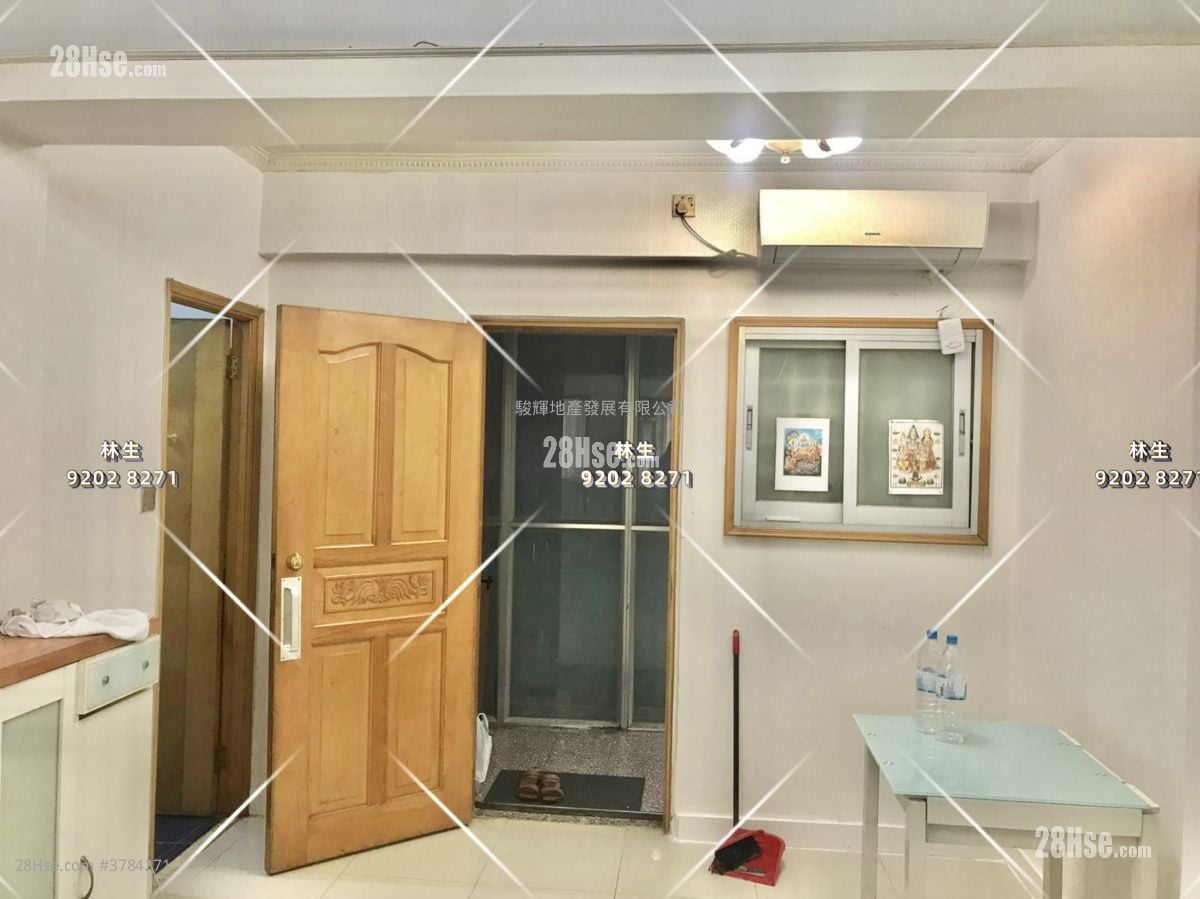 South Sea Apartments Sell 3 Bedrooms , 2 Bathrooms 504 ft²