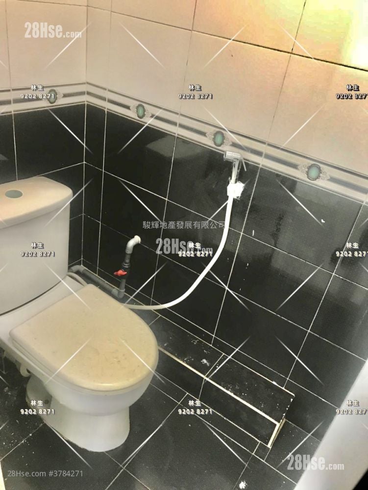 South Sea Apartments Sell 3 Bedrooms , 2 Bathrooms 504 ft²