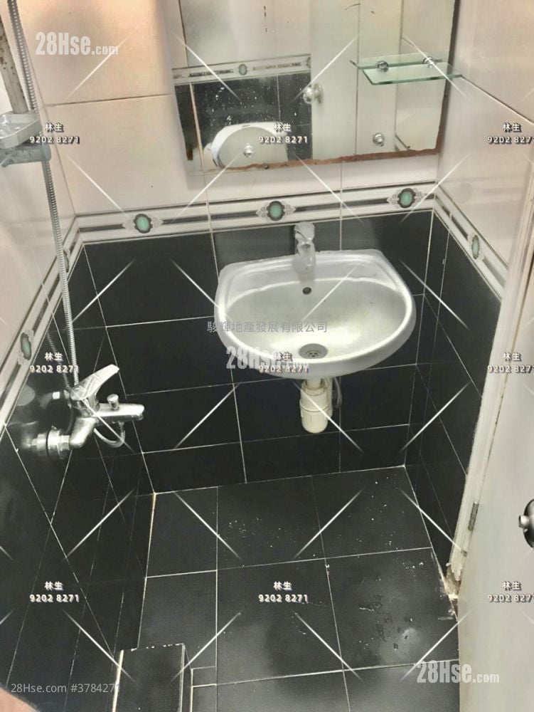 South Sea Apartments Sell 3 Bedrooms , 2 Bathrooms 504 ft²