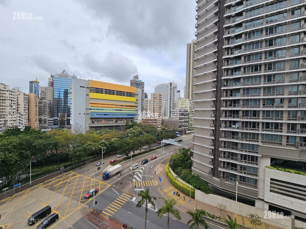 The Austin Sell Studio , 1 Bathroom 360 ft²