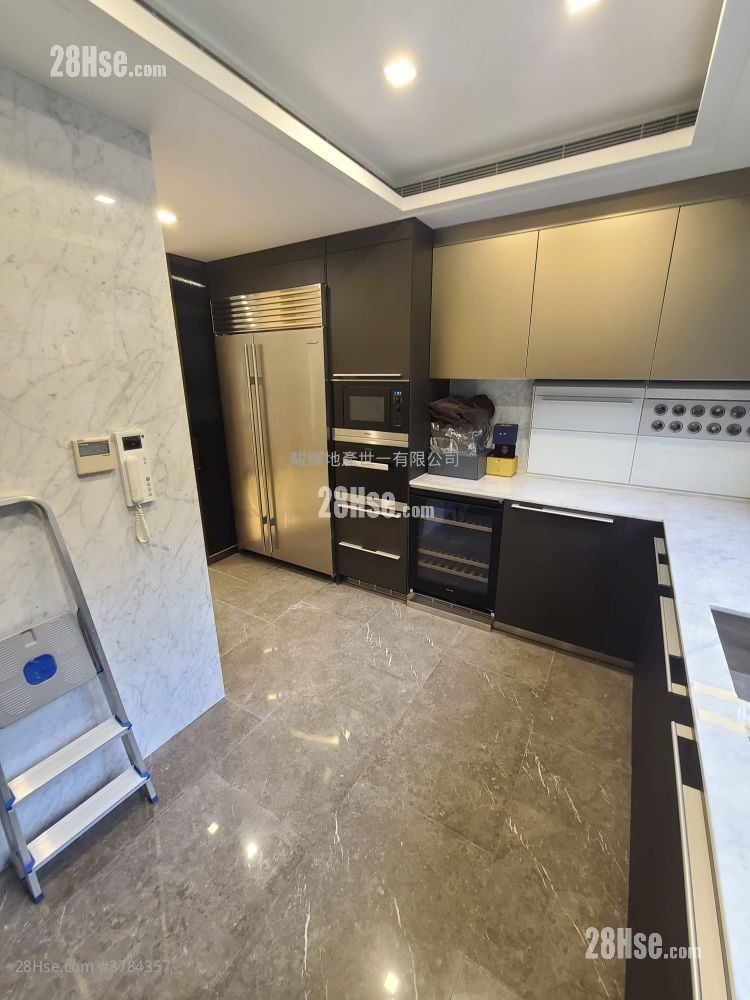 1 Shouson Hill Road East Sell 5+ Bedrooms , 5+ Bathrooms 2,657 ft²