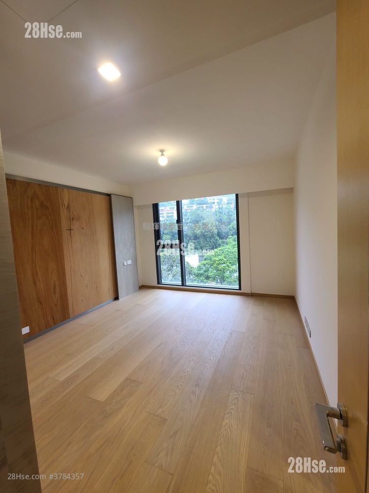 1 Shouson Hill Road East Sell 5+ Bedrooms , 5+ Bathrooms 2,657 ft²