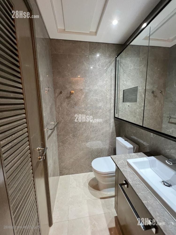 The Austin Sell Studio , 1 Bathroom 360 ft²