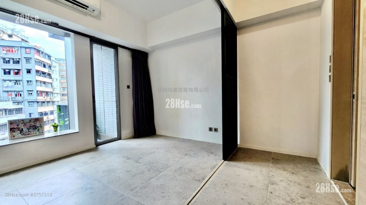 Skypark Sell Studio , 1 Bathroom 309 ft²