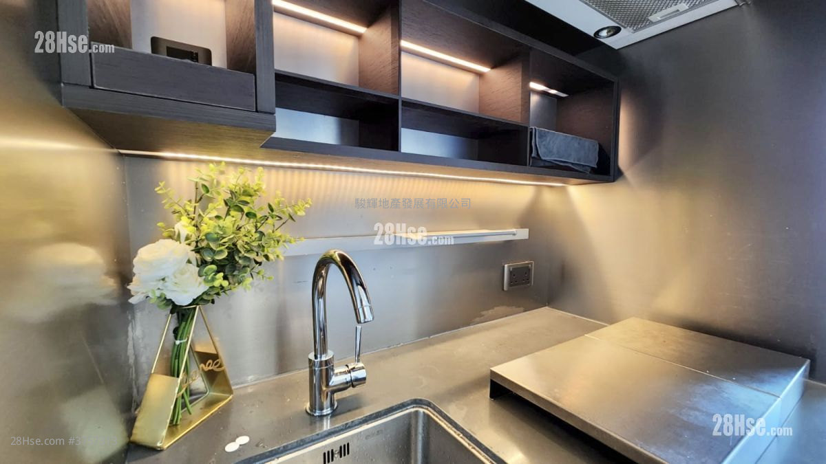 Skypark Sell Studio , 1 Bathroom 309 ft²