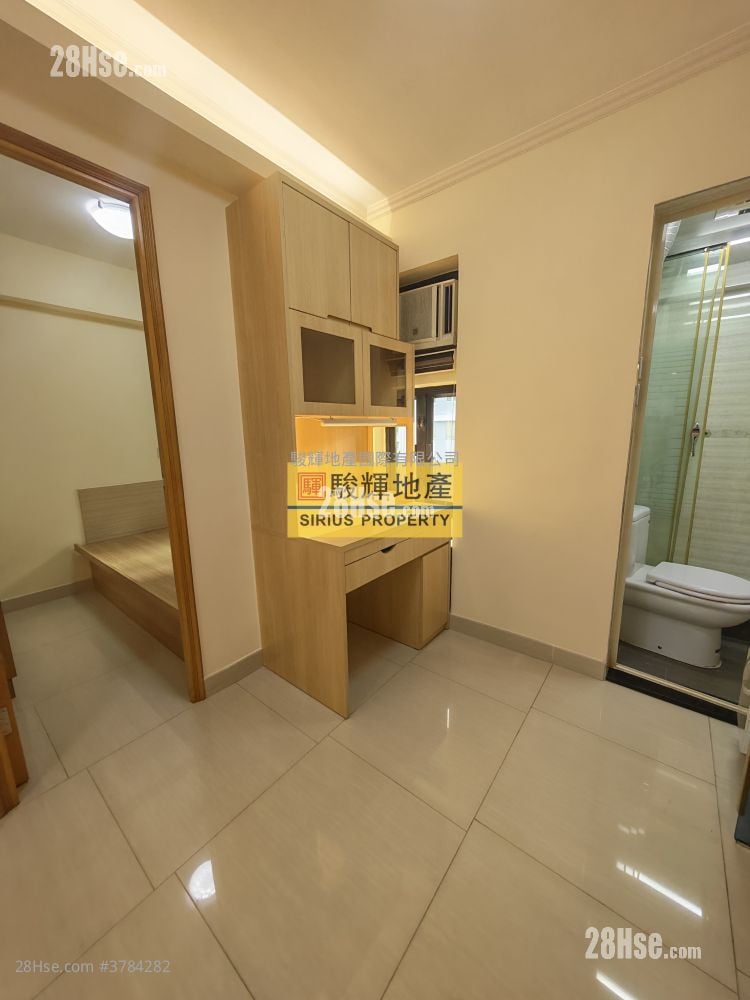 Strong Good Building Rental 1 Bedroom , 1 Bathroom 268 ft²