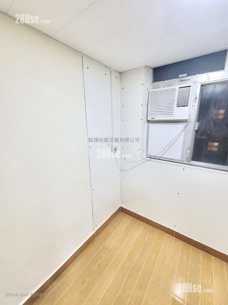 新荣大楼 售盘 2 房 , 2 浴室 337 平方尺