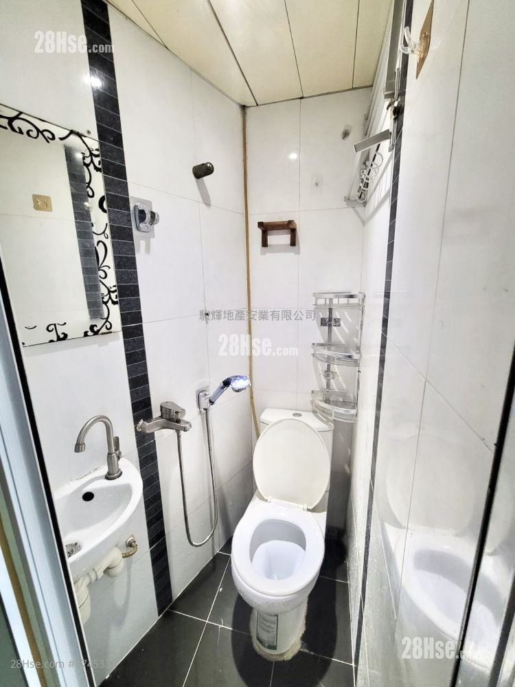 新荣大楼 售盘 2 房 , 2 浴室 337 平方尺