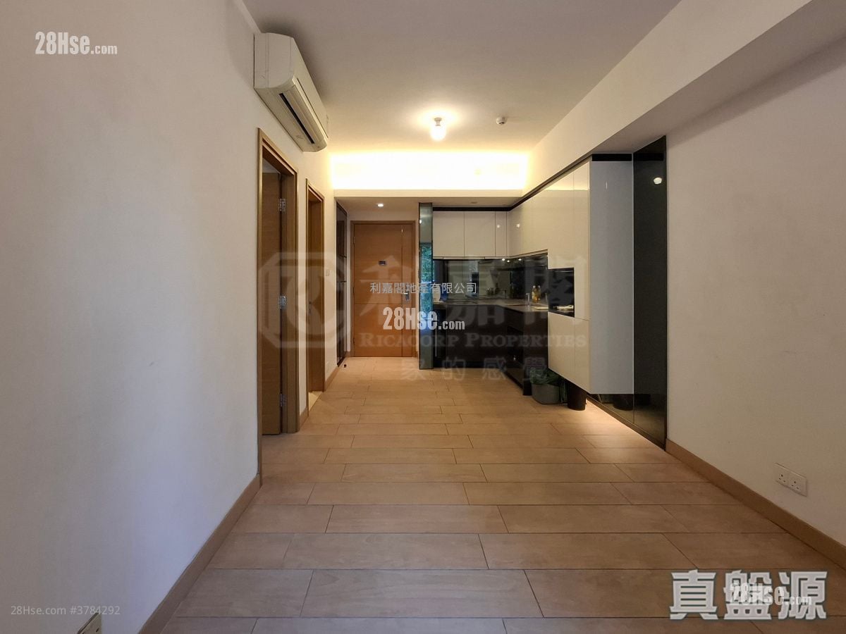 Century Link Rental 1 Bedroom , 1 Bathroom 378 ft²